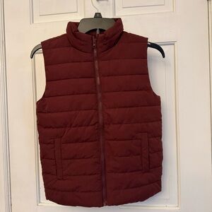 ARIZONA JEAN CO BOYS KIDS MAROON PUFFER ZIP UP SLEEVELESS VEST SIZE 8
